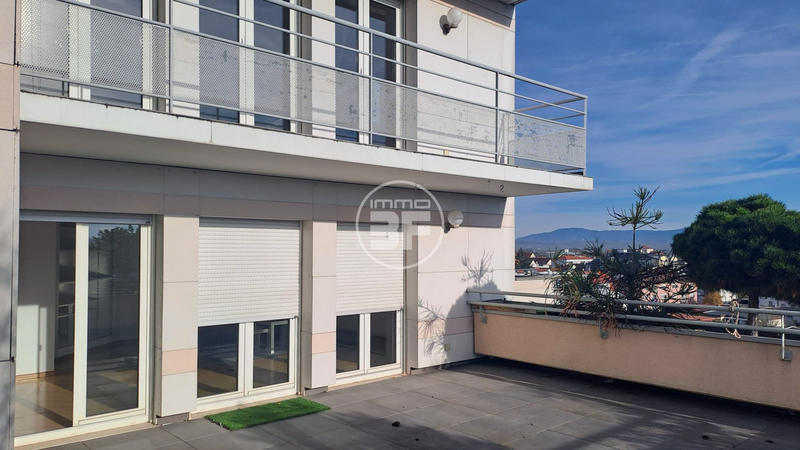 Duplex - 200 m² - 6 pièces