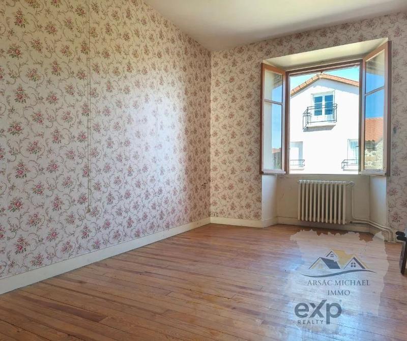 Maison traditionnelle - 125 m² - 6 pièces