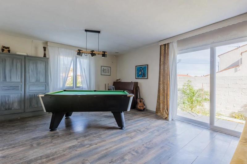 Maison - 180 m² - 7 pièces