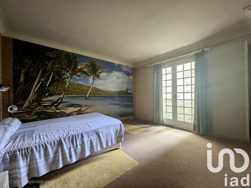 Maison - 258 m² - 8 pièces