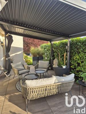 Maison - 122 m² - 5 pièces