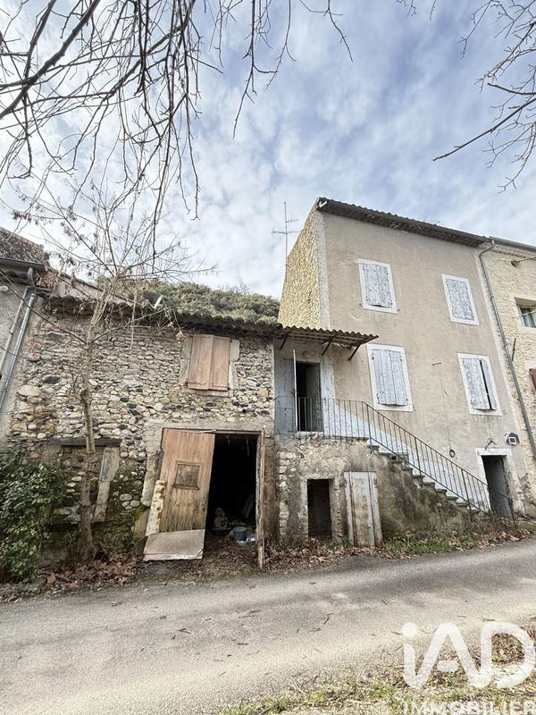 Maison - 360 m² - 7 pièces