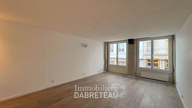 Studio - 33 m² - 1 pièce
