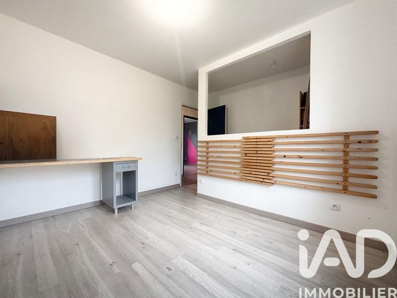 Maison - 93 m² - 4 pièces
