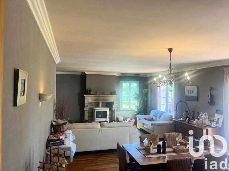 Maison - 239 m² - 6 pièces