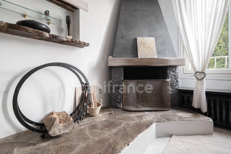 Maison - 180 m² - 8 pièces