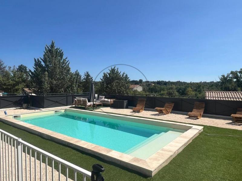 Maison - 159 m² - 7 pièces