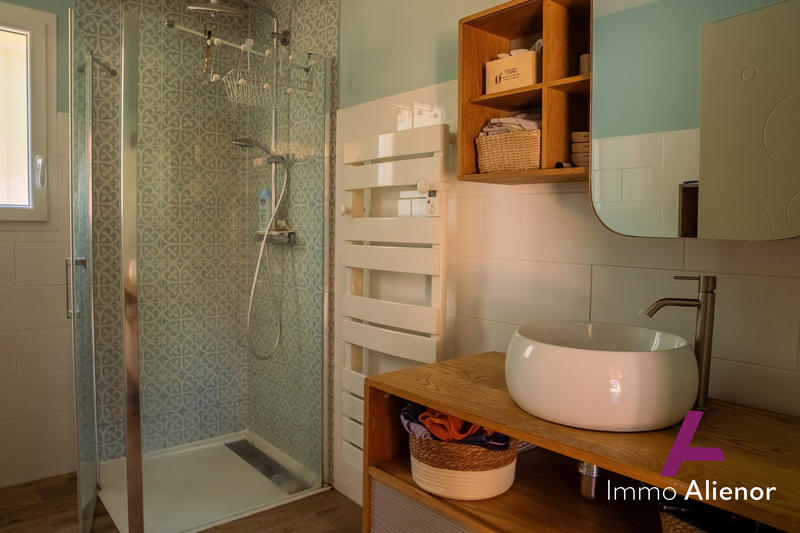 Maison contemporaine - 107 m² - 5 pièces