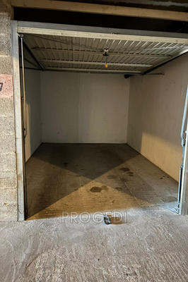 Parking / Garage - 17 m²