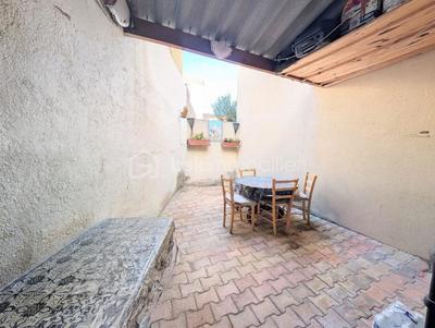 Maison de ville - 70 m² - 4 pièces