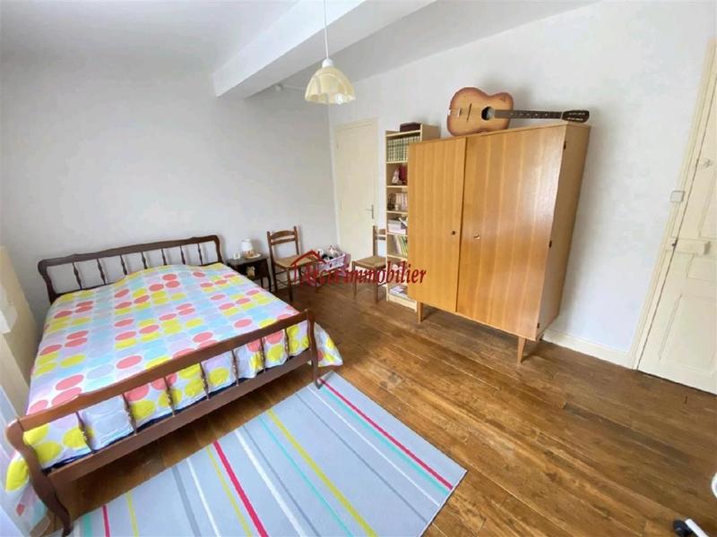 Maison - 182 m² - 6 pièces