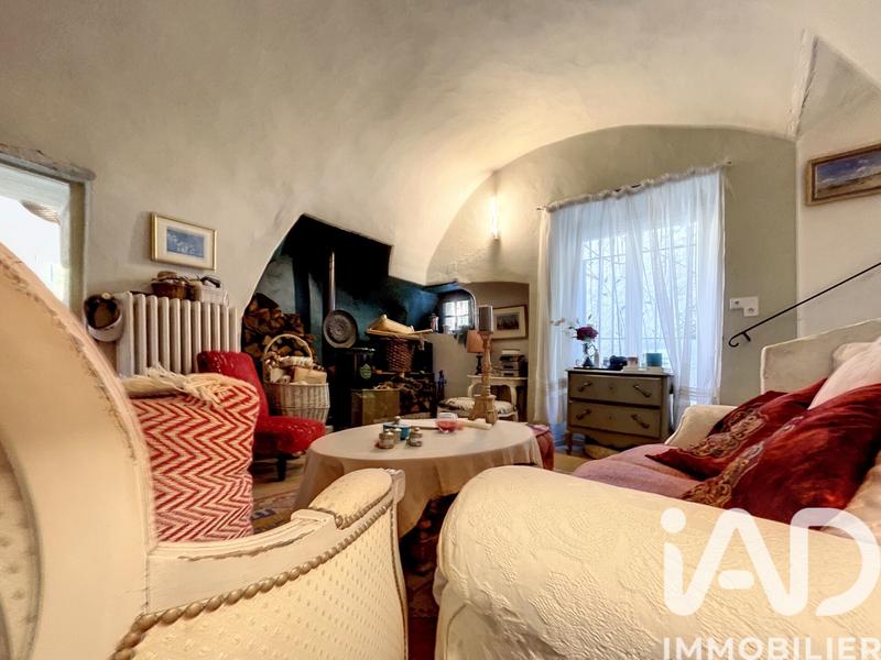 Maison de village - 230 m² - 10 pièces