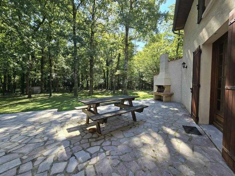 Maison - 315 m² - 10 pièces