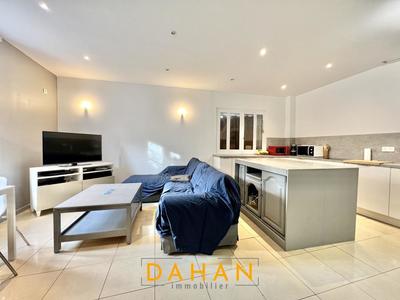 Maison de ville - 94 m² - 4 pièces