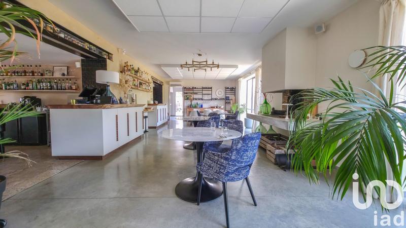 Maison - 265 m² - 5 pièces