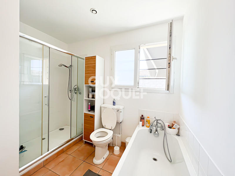 Maison - 93 m² - 4 pièces