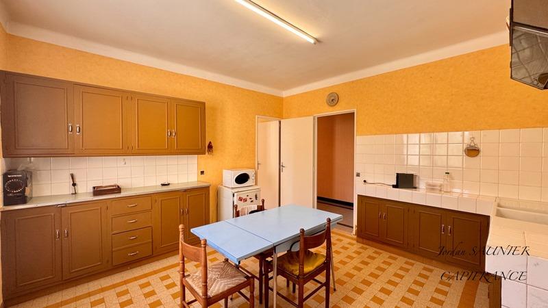 Maison - 170 m² - 8 pièces