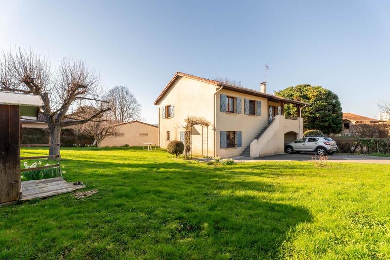 Maison - 110 m² - 5 pièces