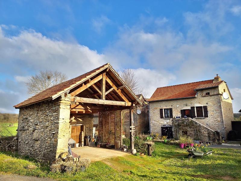 Maison de village - 185 m² - 8 pièces
