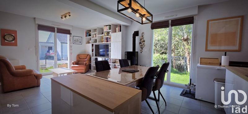 Maison - 95 m² - 5 pièces