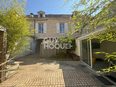 Local commercial - 158 m² - 6 pièces