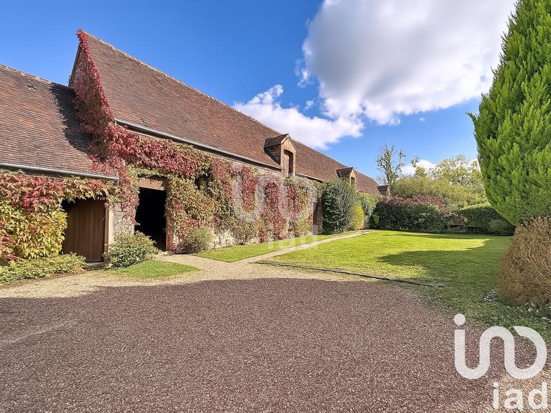 Maison - 243 m² - 8 pièces