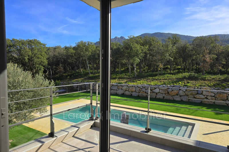 Villa - 280 m² - 5 pièces