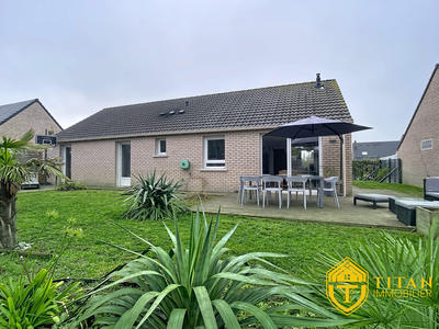 Maison - 99 m² - 5 pièces