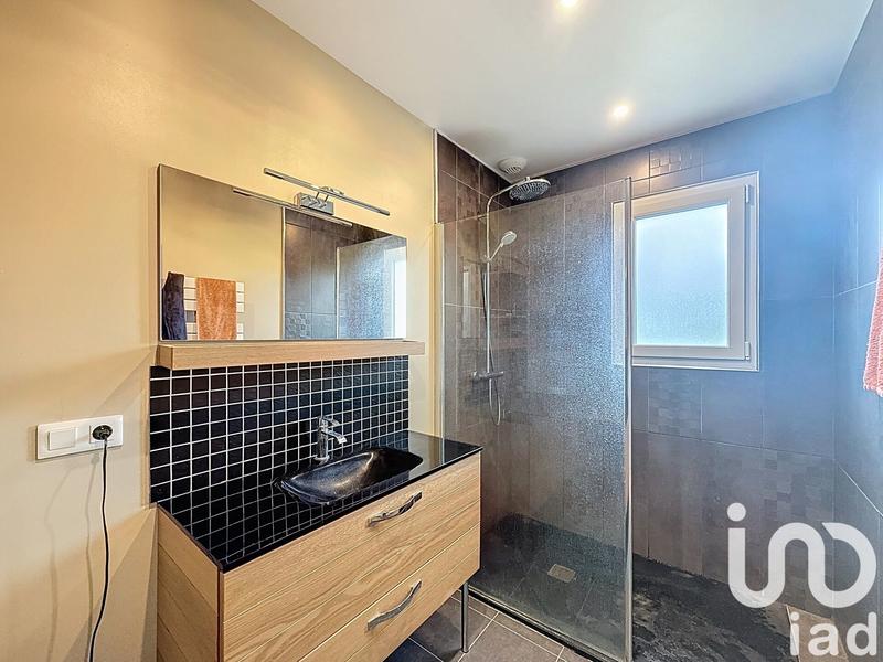 Maison - 77 m² - 3 pièces