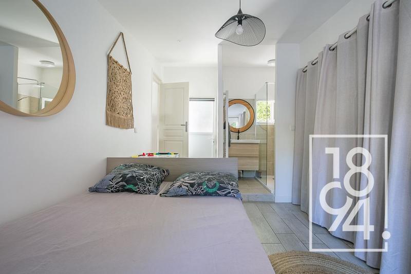 Maison - 102 m² - 5 pièces