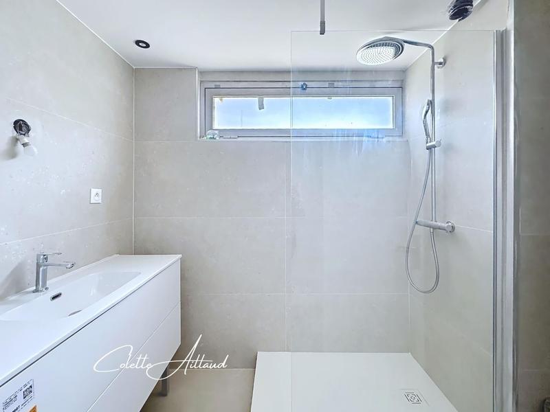 Appartement - 86 m² - 3 pièces