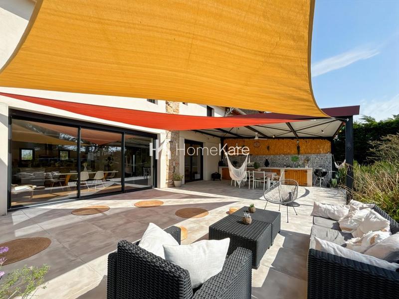 Maison - 185 m² - 4 pièces