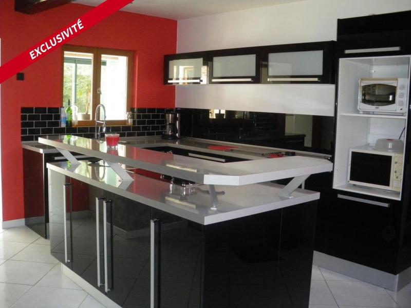 Maison - 166 m² - 5 pièces