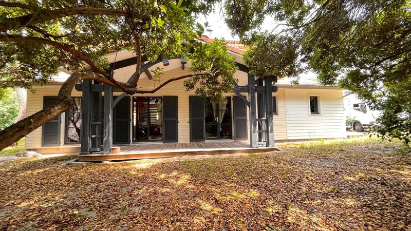 Bureau - 131 m² - 5 pièces