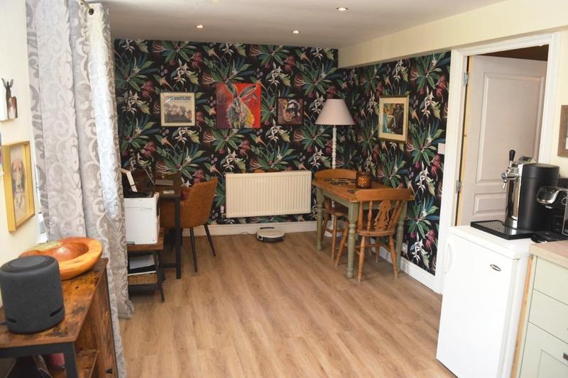 Maison - 171 m² - 9 pièces