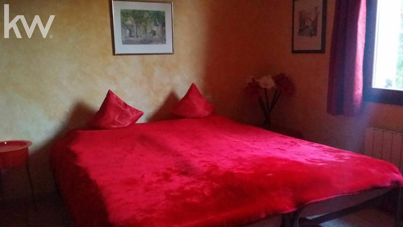 Maison provençale - 256 m² - 9 pièces