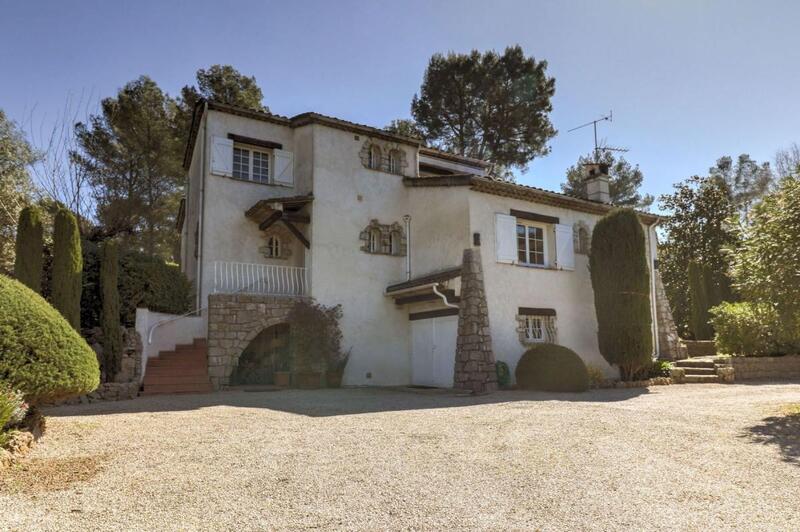 Villa - 147 m² - 5 pièces