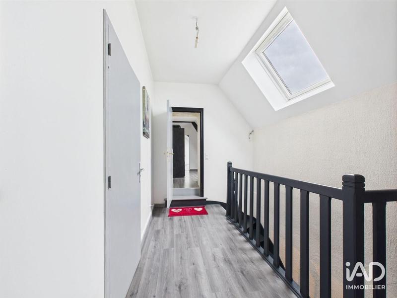 Maison - 237 m² - 6 pièces