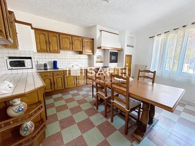 Maison - 167 m² - 7 pièces