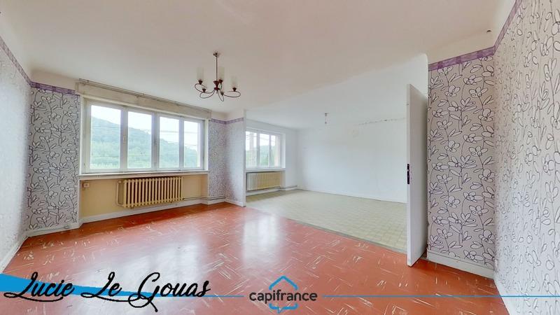 Maison - 218 m² - 11 pièces