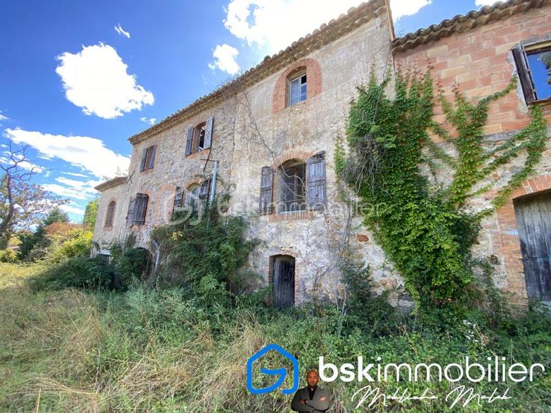 Mas - 400 m² - 15 pièces