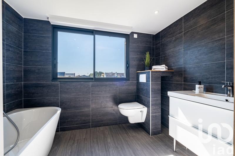 Maison - 150 m² - 6 pièces