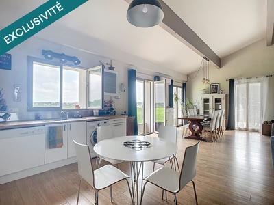 Maison - 209 m² - 9 pièces