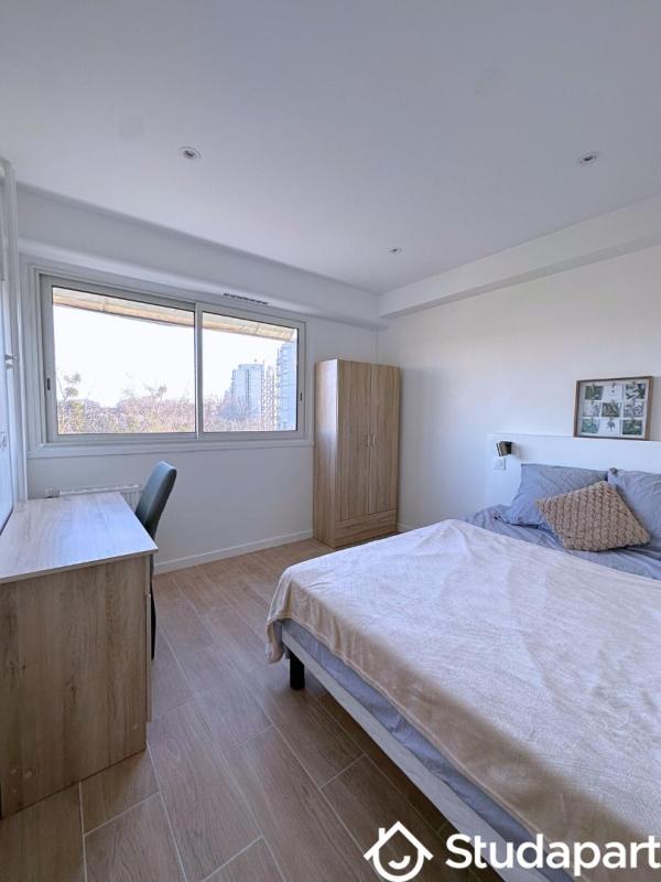 Chambre - 12 m² - 1 pièce