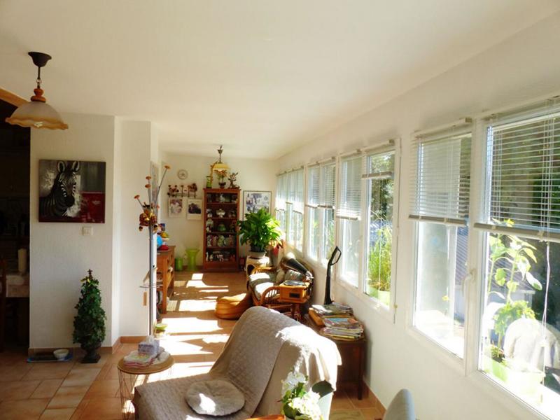 Maison - 186 m² - 8 pièces