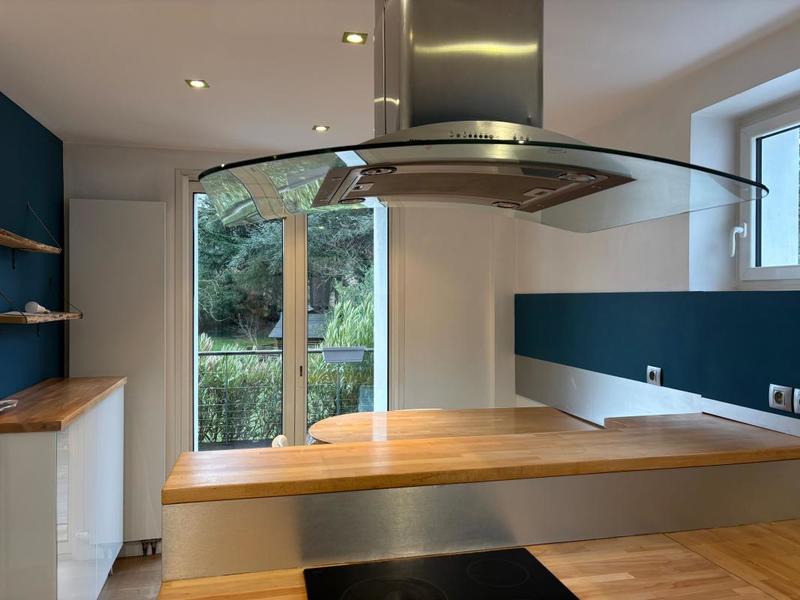 Maison - 230 m² - 6 pièces