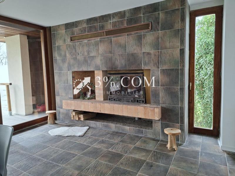 Propriété - 215 m² - 10 pièces