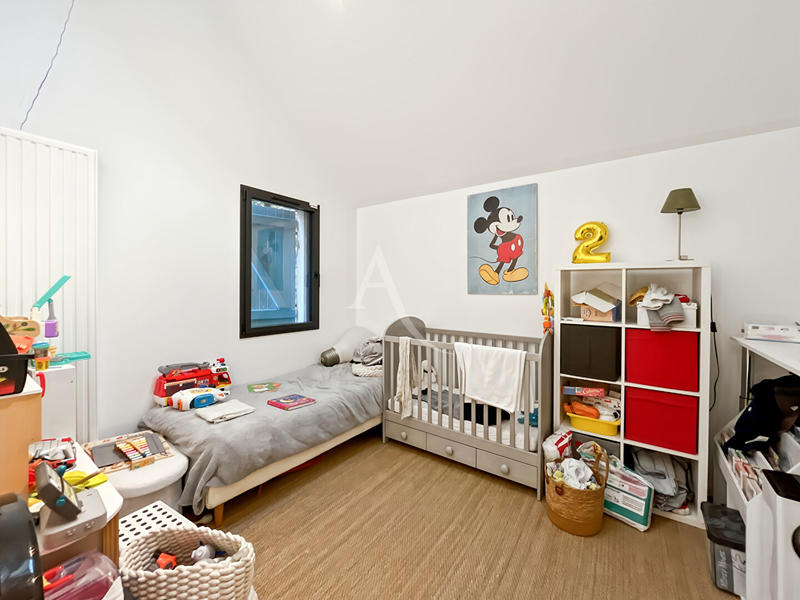 Maison - 137 m² - 6 pièces