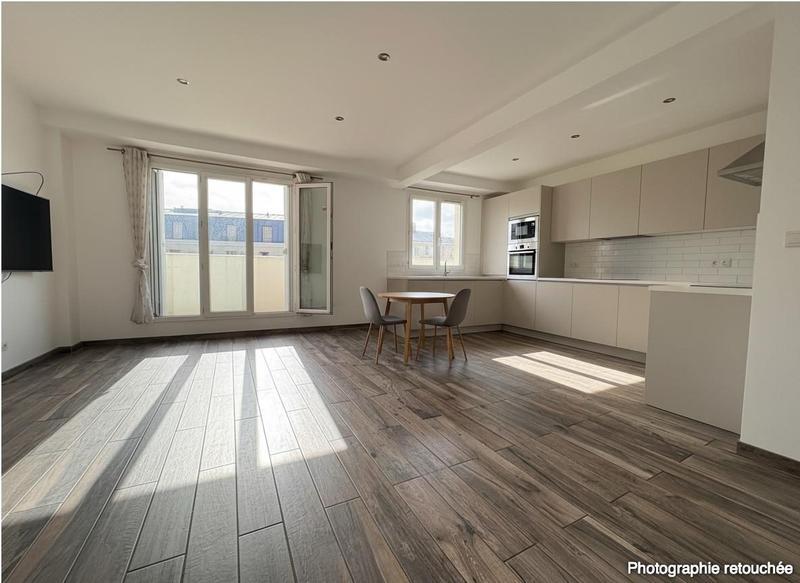 Appartement - 80 m² - 4 pièces