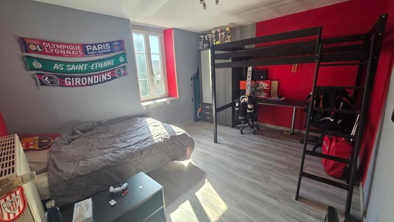 Maison - 160 m² - 9 pièces